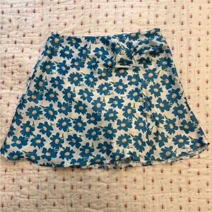 Free People Floral Blue and White Silk Skirt Size 0